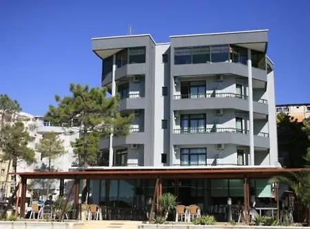 Szálloda Ylli I Detit Durrës