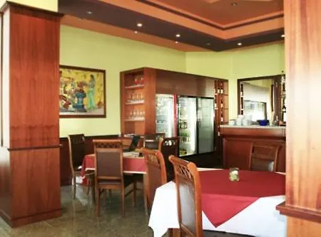 Ylli I Detit Hotel 4*