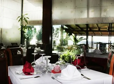 Ylli I Detit Hotel 4*