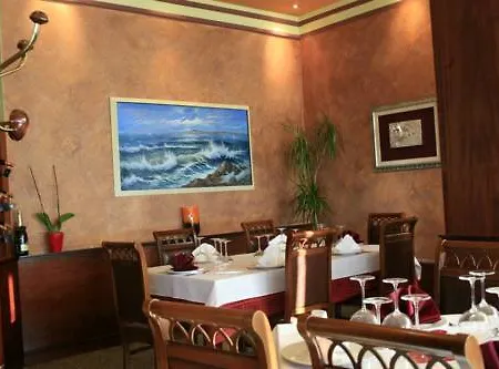 Hotel Ylli I Detit 4*