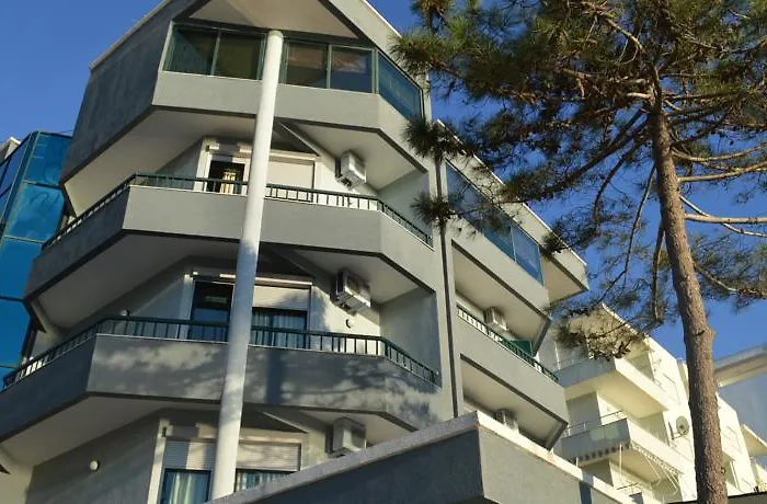 Otel Ylli I Detit 4*