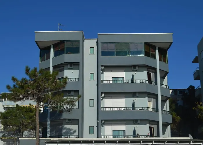 Ylli I Detit Otel 4*